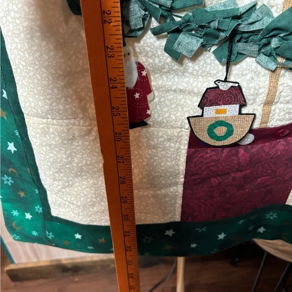 Festive Green and Cream Handmade Holiday Wall Hanging Quilt with Ornaments